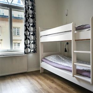 Dormitory Room Mixed